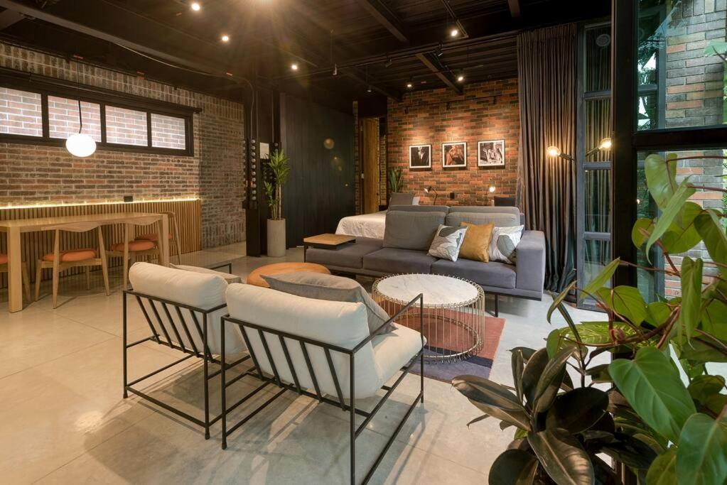 Hotel Meridiano Lofts Medellin Luaran gambar