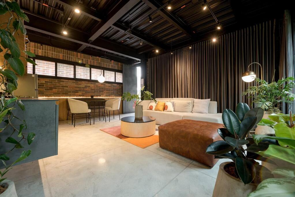 Hotel Meridiano Lofts Medellin Luaran gambar